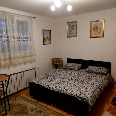 Little&Sweet Apartment Сараево Екстериор снимка